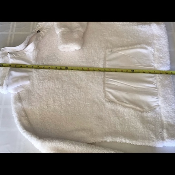 NWT White Plush Fleece by Te Verde - Picture 4 of 7